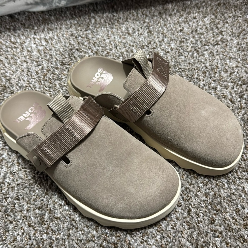 VIIBE™ WOMEN'S CLOG